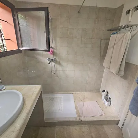 Bougainvillea Bay Apartman