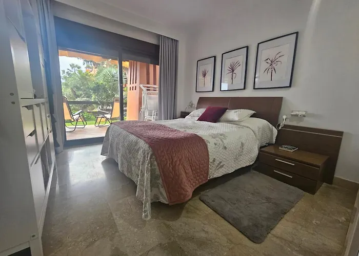 Apartment Bougainvillea Bay